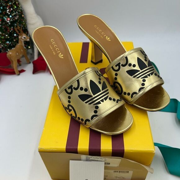 Women’s Gucci X Adidas slide sandals size 39 made in Italy - Picture 2 of 9